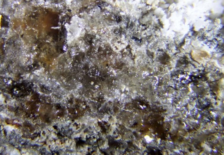 Aksaite mineral