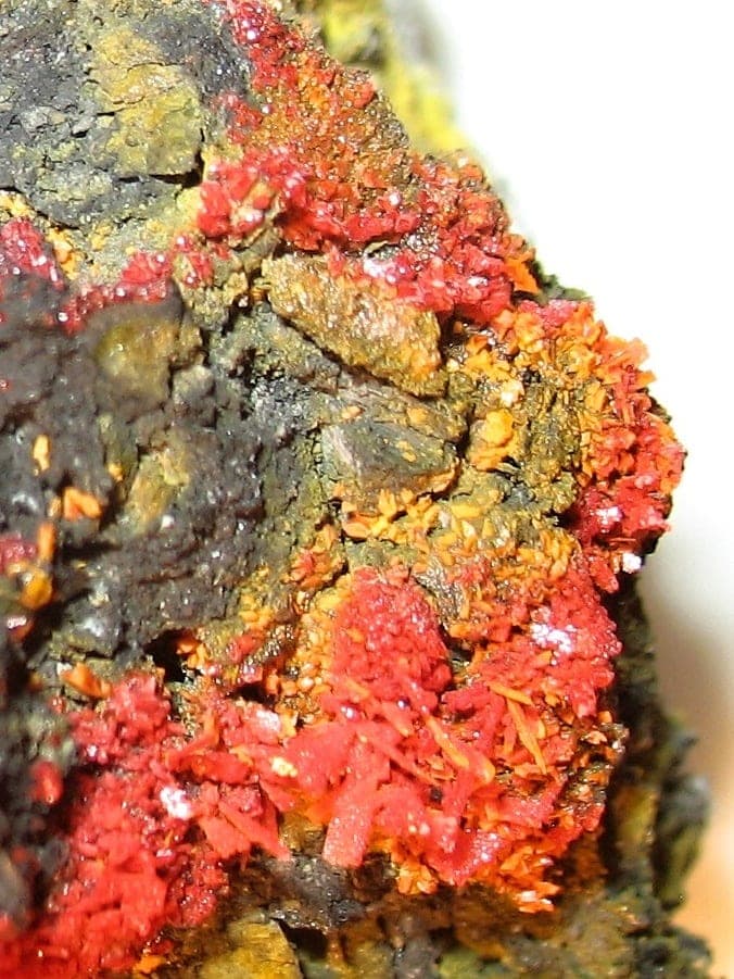 Alacránite mineral