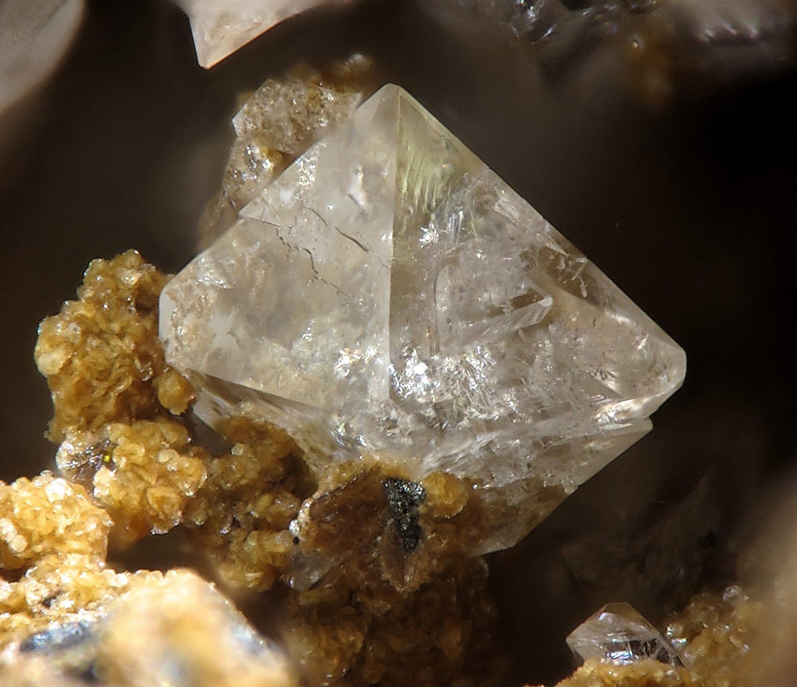 Aminoffite mineral