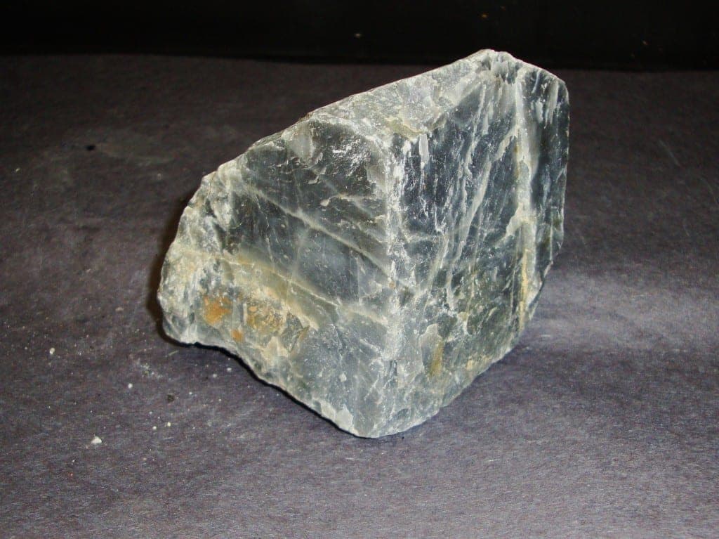 Andesine mineral