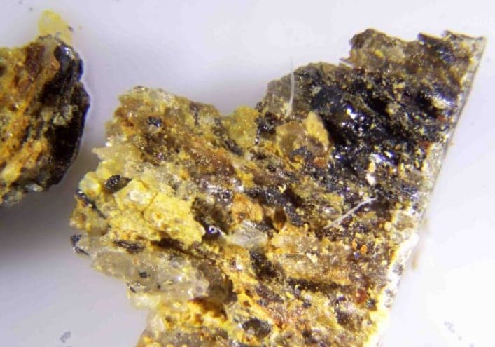 Berdesinskiite mineral