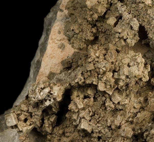 Bicchulite mineral
