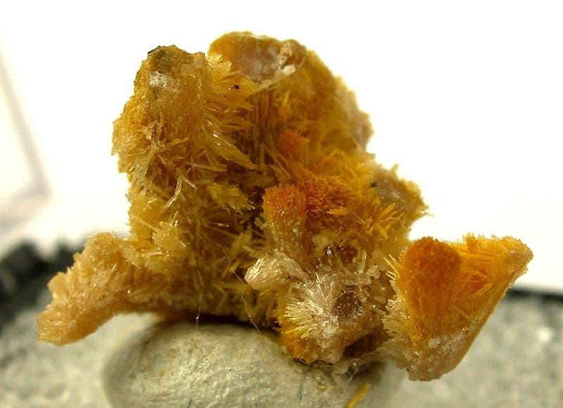 Boltwoodite mineral