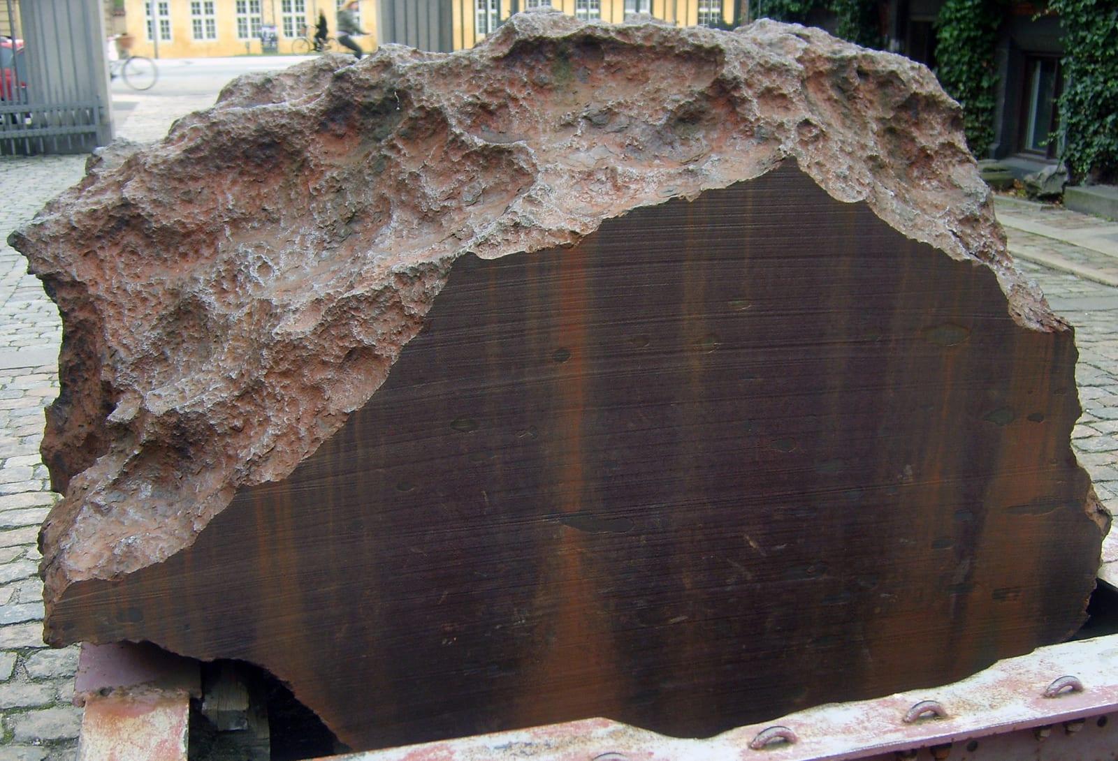 Carlsbergite mineral