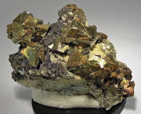 Chalcopyrite mineral