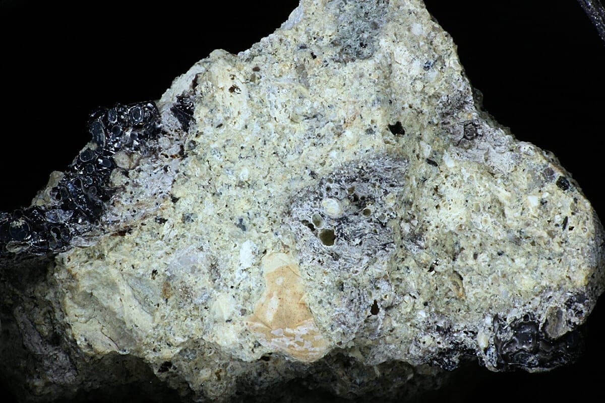 Chaoite mineral