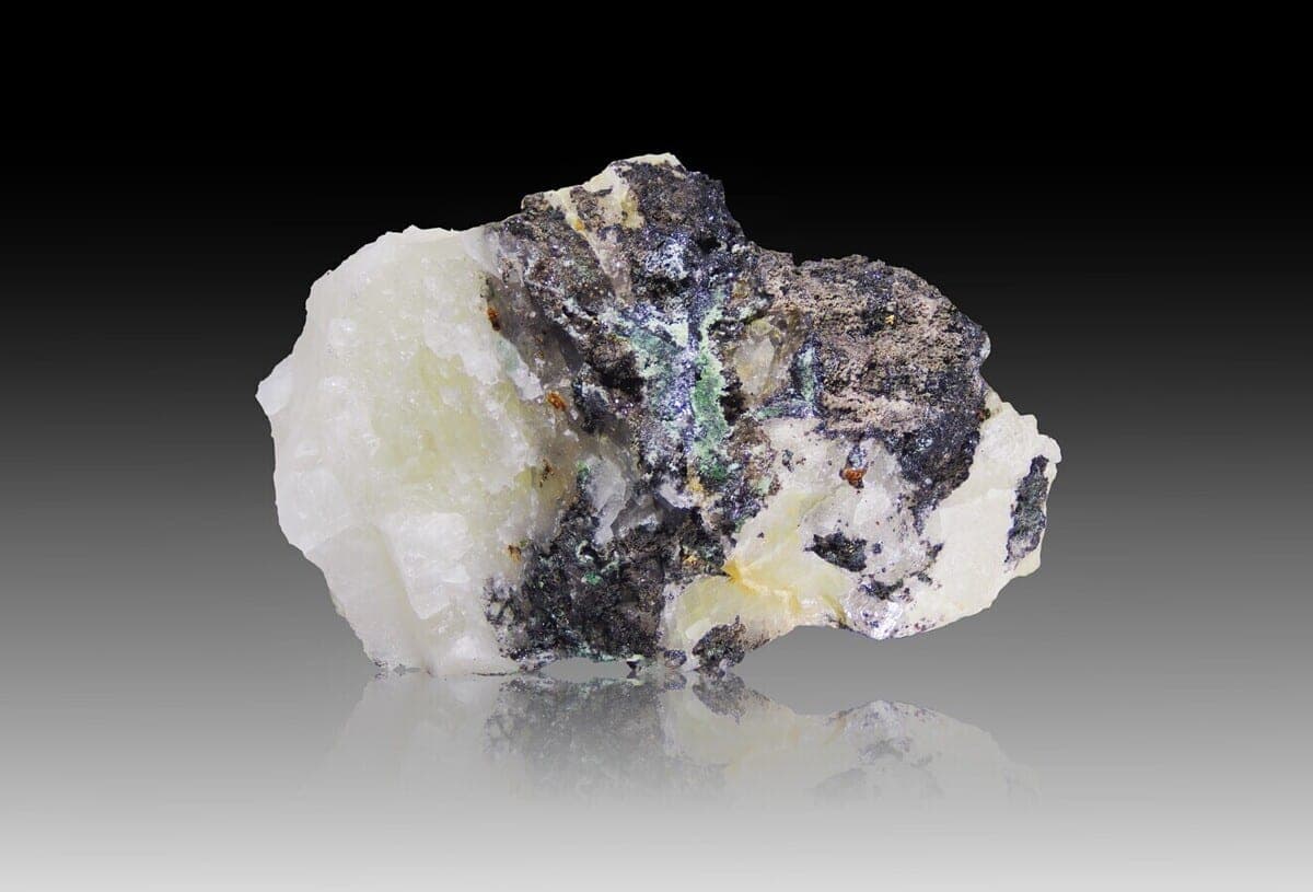 Chrisstanleyite mineral