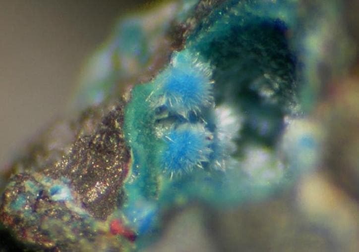 Claringbullite mineral