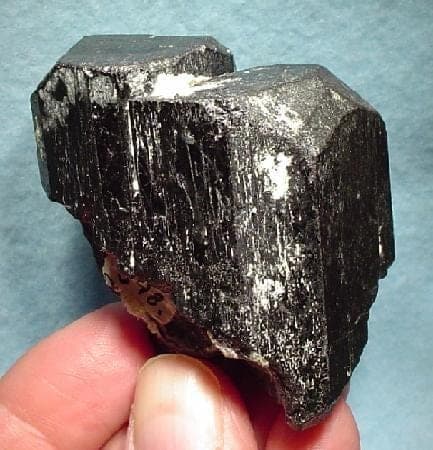 Columbite-(Fe) mineral — Columbite (Fe) 182970