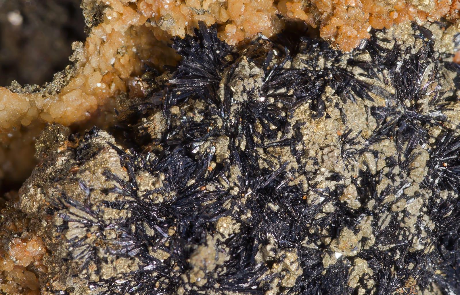 Cronstedtite mineral