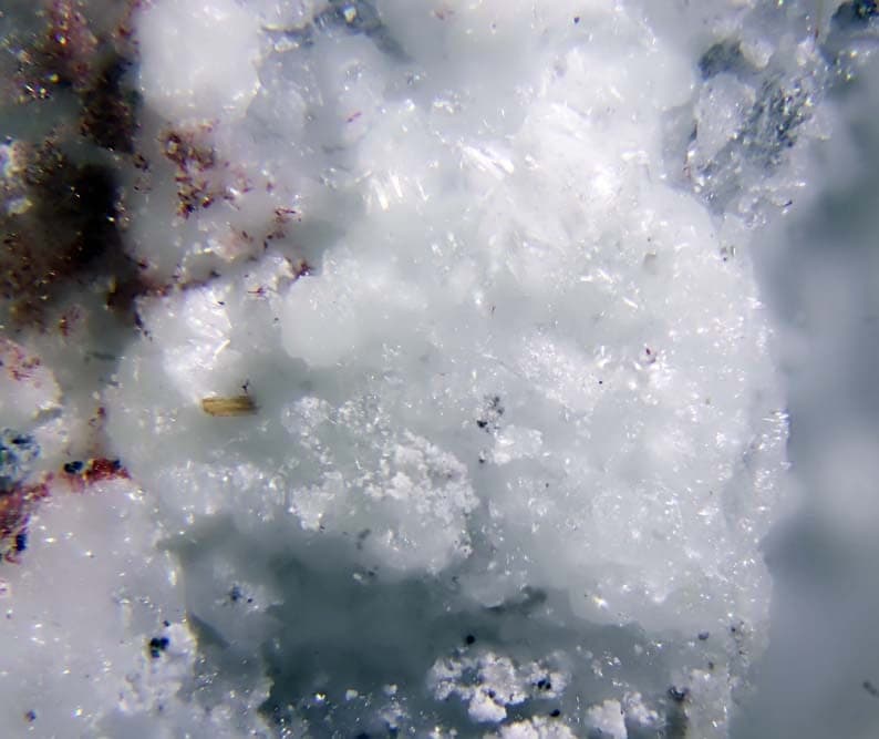 Demicheleite-(Cl) mineral — Godovikovite with red demicheleite (Cl)