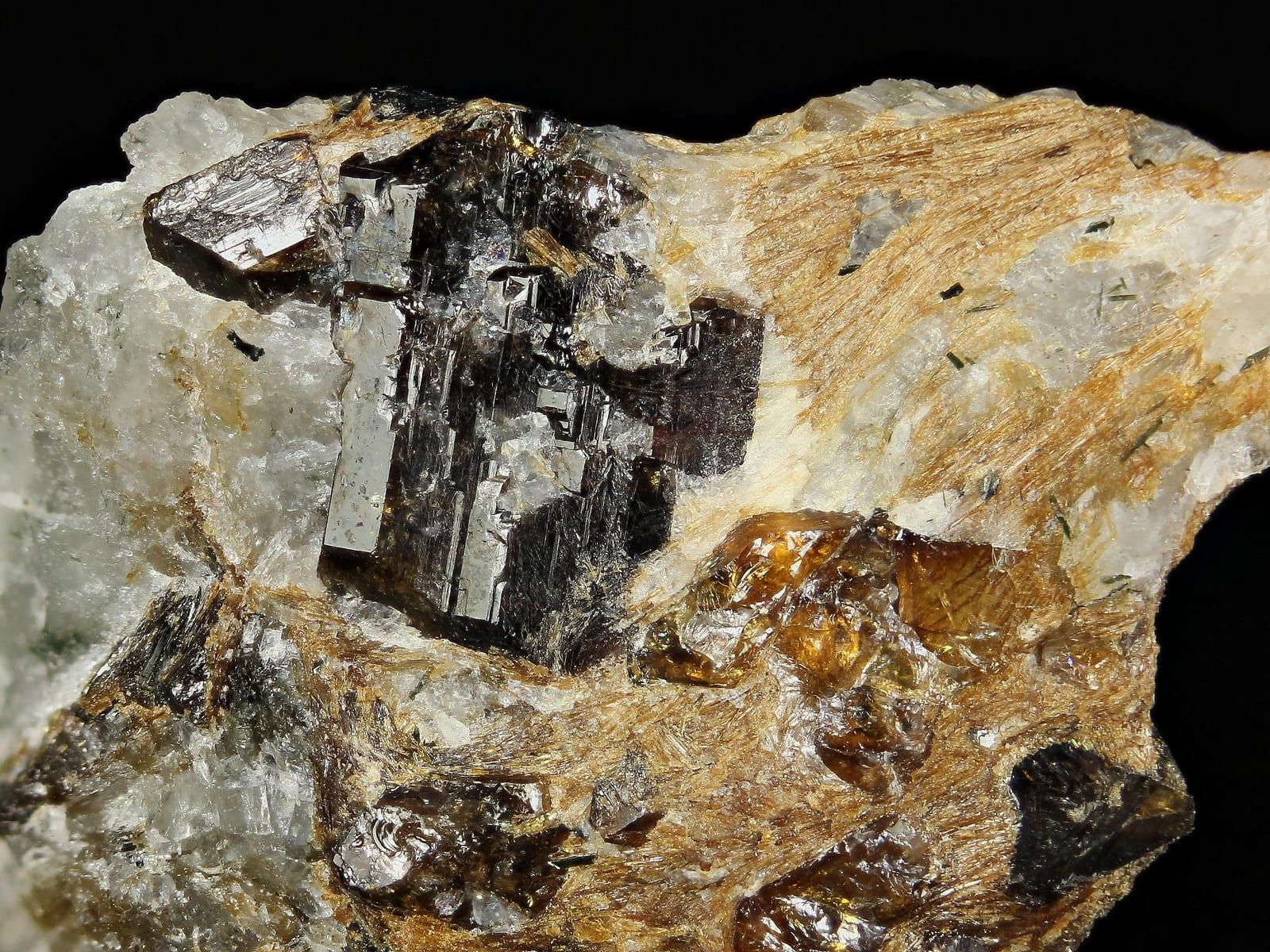 Fersmanite mineral
