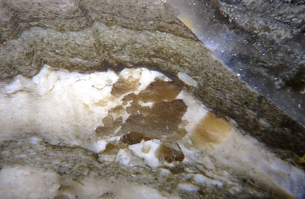 Fontarnauite mineral