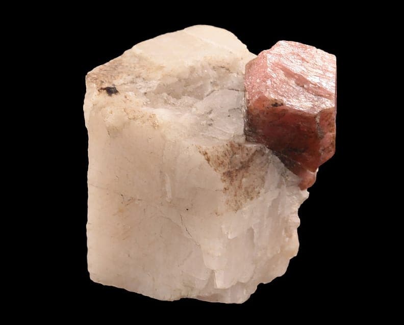 Fowlerite mineral