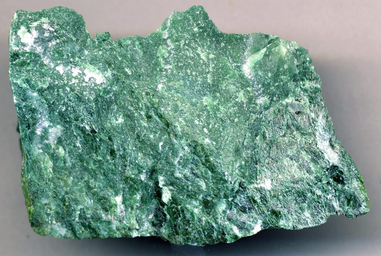 Fuchsite mineral
