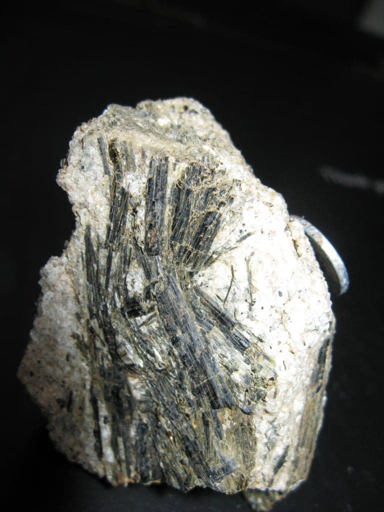 Gedrite mineral
