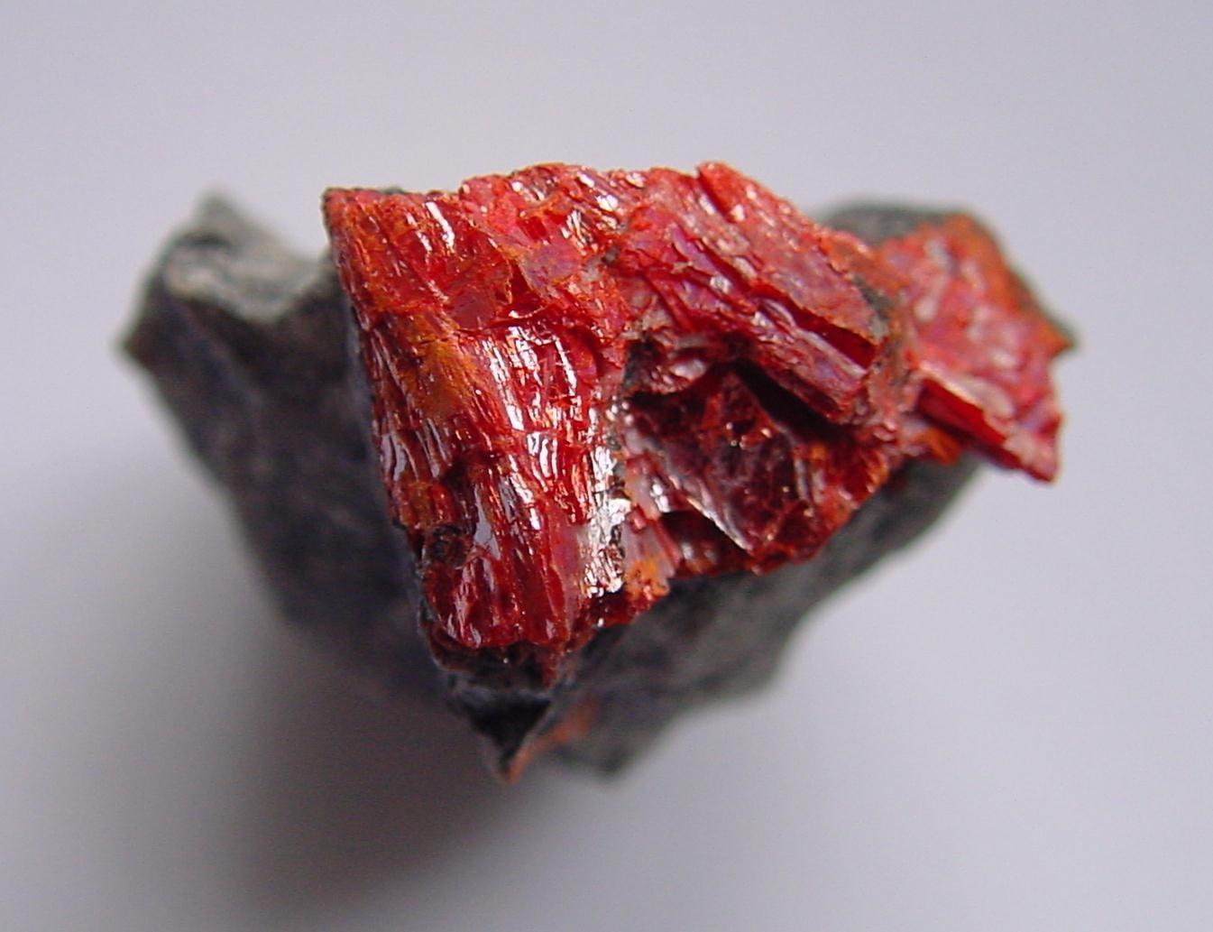 Getchellite mineral