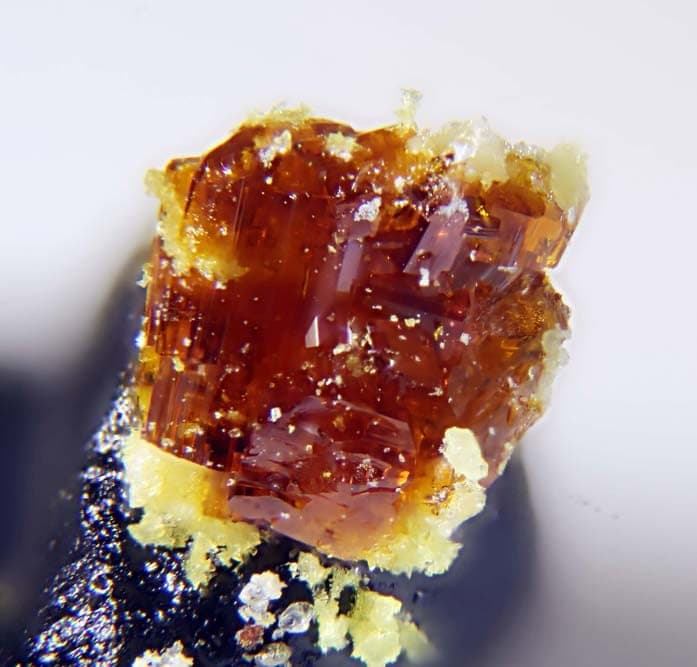 Giacovazzoite mineral