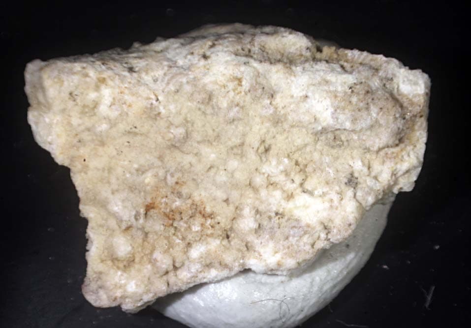 Gmelinite-K mineral — Gmelinite K