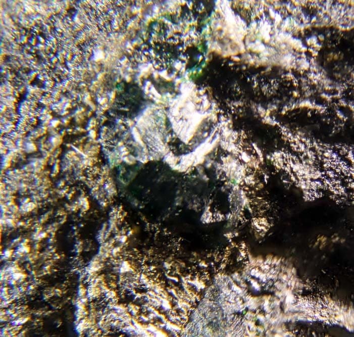 Goldmanite mineral