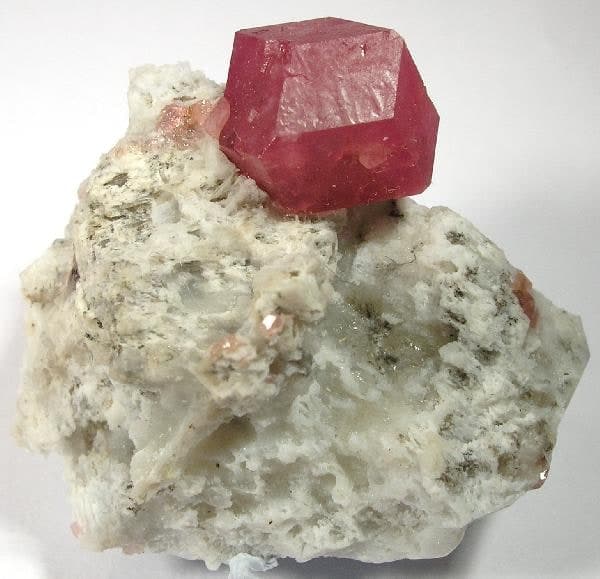 Grossularite Garnet specimen - Grossular ww51a