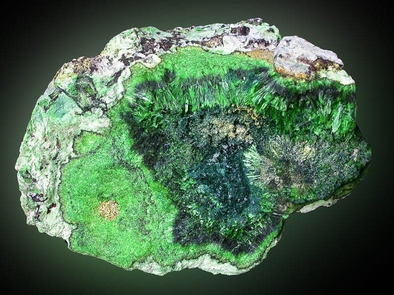 Guilleminite mineral