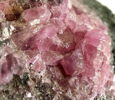 Hodgkinsonite mineral