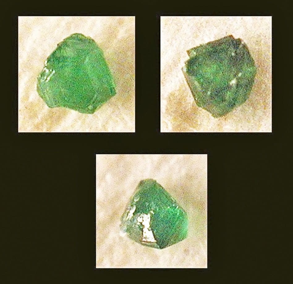 Hydroxycalciomicrolite mineral