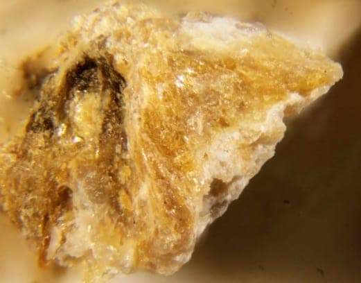 Karnasurtite-(Ce) mineral — Karnasurtite (Ce)