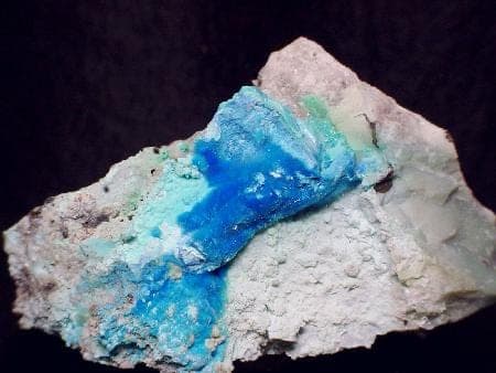 Khaidarkanite mineral
