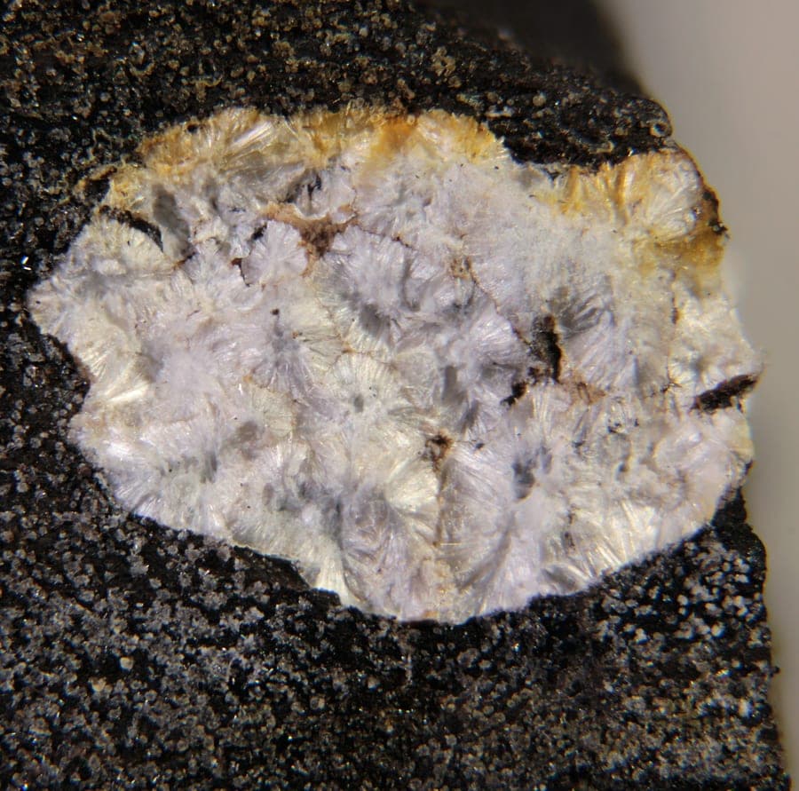 Kochsándorite mineral
