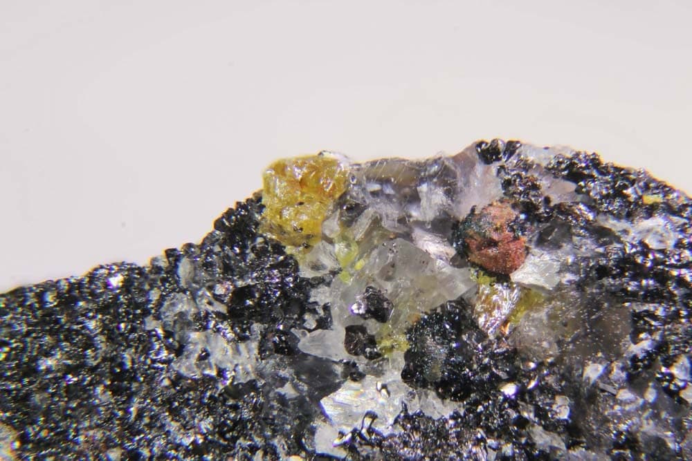 Kombatite mineral