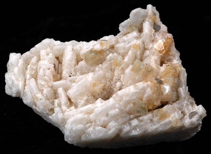 Kosnarite mineral