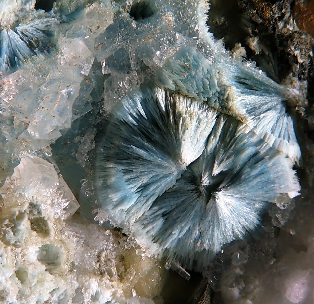 Krasnovite mineral