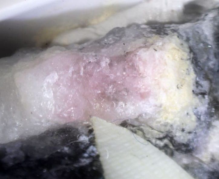 Kvanefjeldite mineral