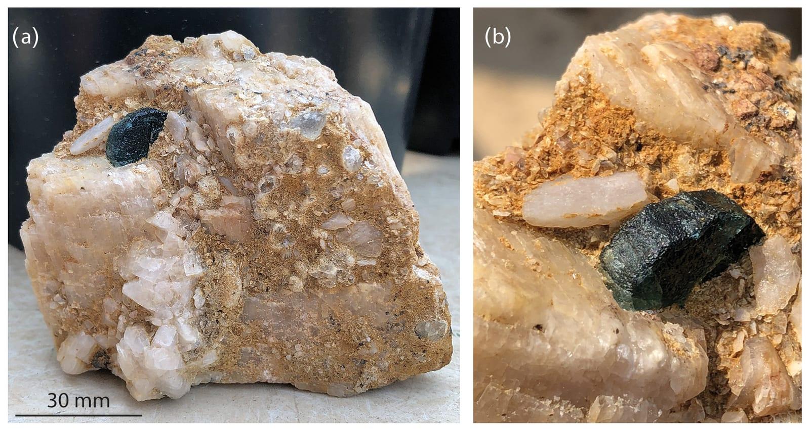 Laurentthomasite mineral