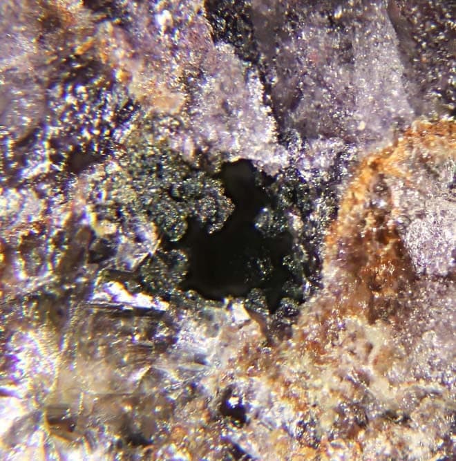 Lenoblite mineral