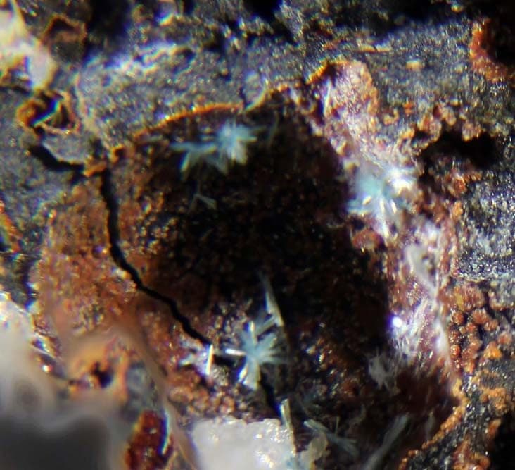 Mammothite mineral