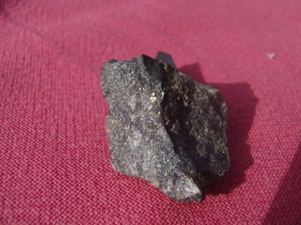 Manganochromite mineral