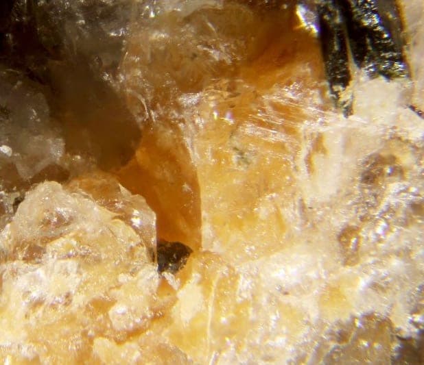 Manganotychite mineral
