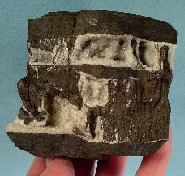 Manjiroite mineral