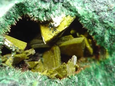 Marthozite mineral
