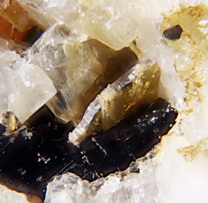 Mottanaite-(Ce) mineral — Mottanaite (Ce)