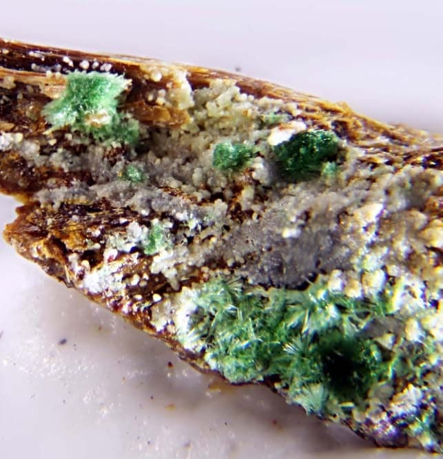 Nullaginite mineral