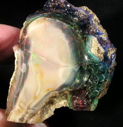 Opalized Wood specimen - Opal 180906