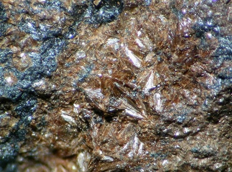 Orientite mineral