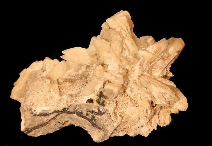 Paracelsian mineral