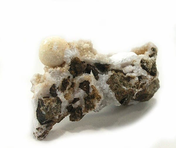 Phillipsite-Na mineral — Phillipsite Na mun05 177a