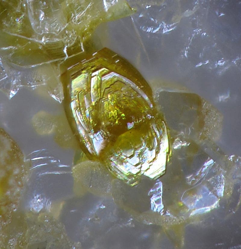 Phyllotungstite mineral