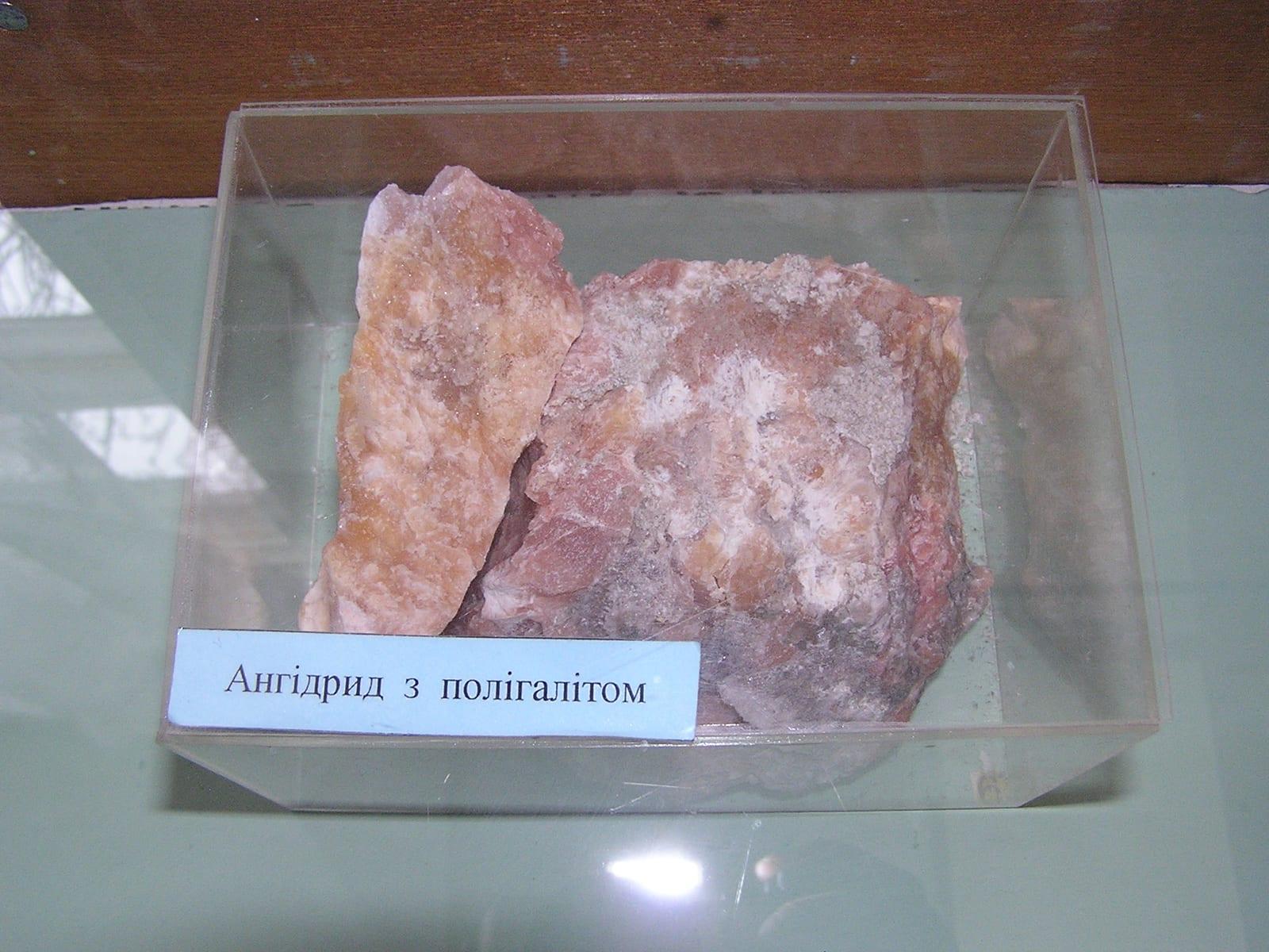 Polyhalite mineral